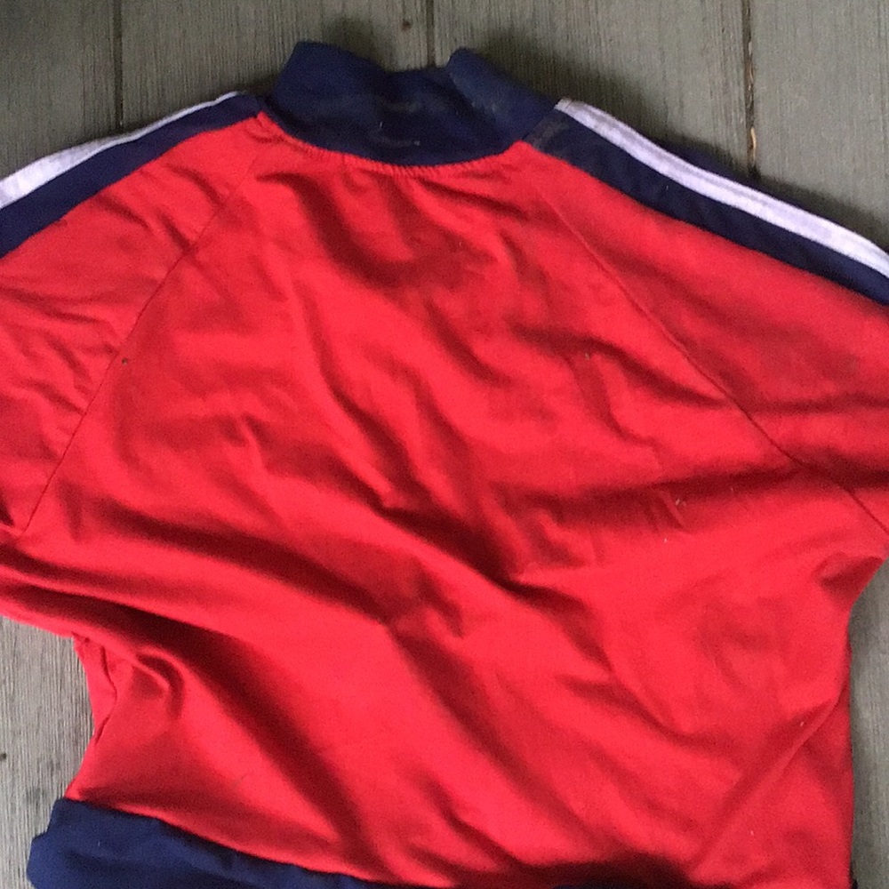 crop top - Picture 2 of 4